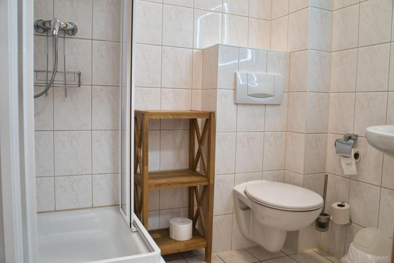 Strandnah, Balkon, Ahoi Erlebnisbad Gratis In Sellin - Strandresidenz Brandenburg Fewo 36 Goehren  Exterior foto