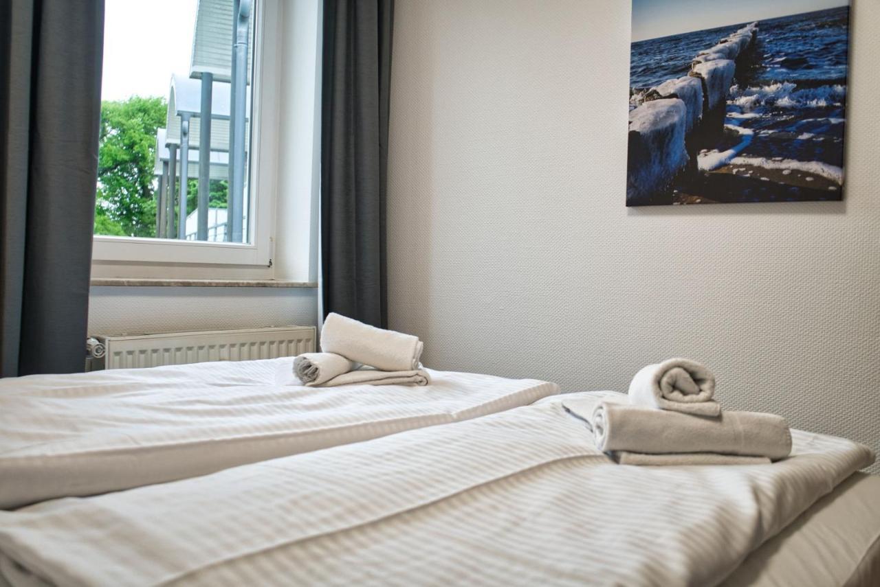Strandnah, Balkon, Ahoi Erlebnisbad Gratis In Sellin - Strandresidenz Brandenburg Fewo 36 Goehren  Exterior foto